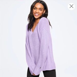 VS Pink V-neck Boyfriend Sweater XS/S